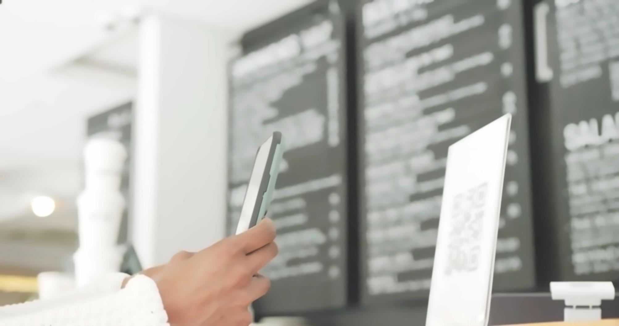 MongoDB cluster architecture diagram showing production deployment setup